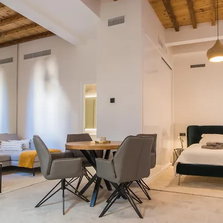 Authentic Alcazaba Apartman