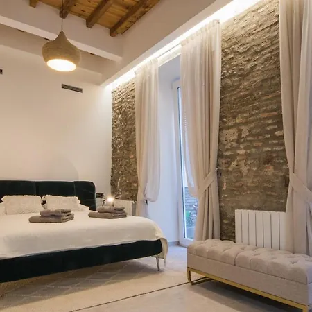 Authentic Alcazaba Апартаменты *