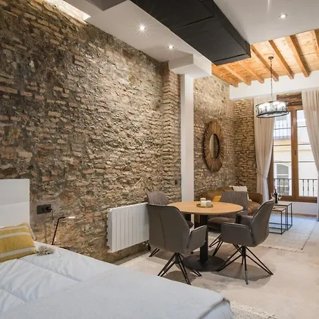 Апартаменты Authentic Alcazaba