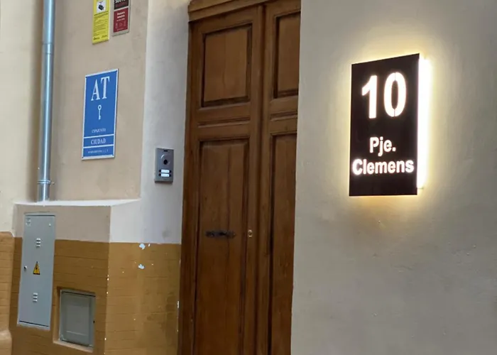 Authentic Alcazaba Apartman *