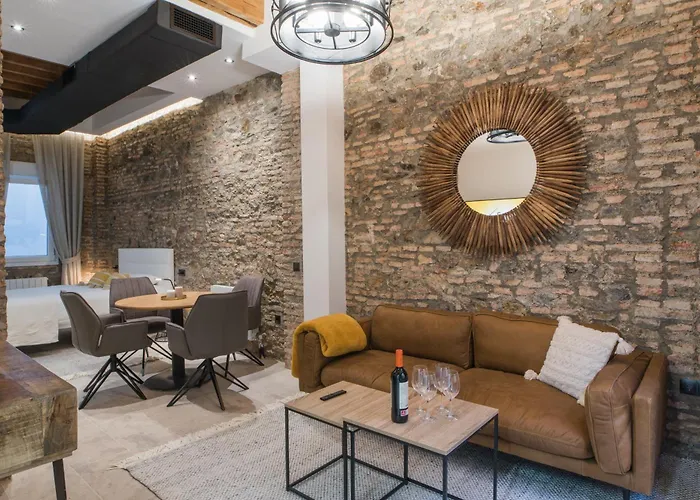 Authentic Alcazaba Apartman *