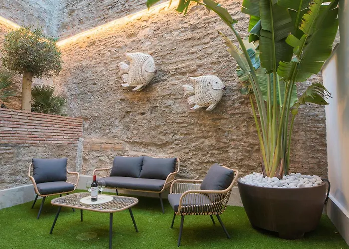 Authentic Alcazaba Апартаменты Малага